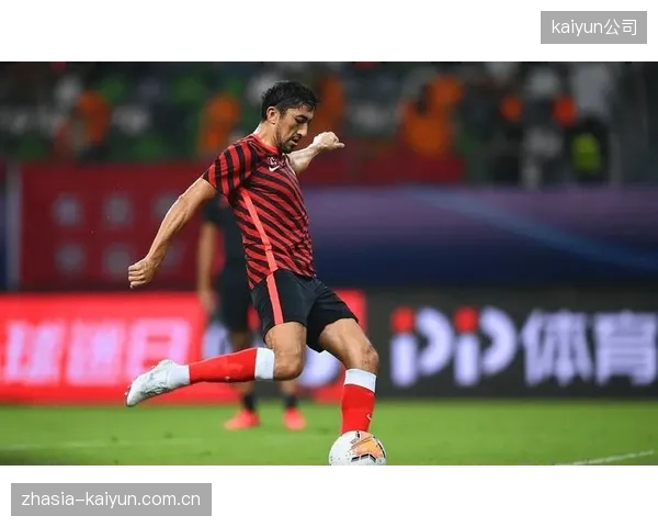 日本队高位逼抢战术将直接考验法伊祖拉耶夫在乌兹别克斯坦中场的出球能力。